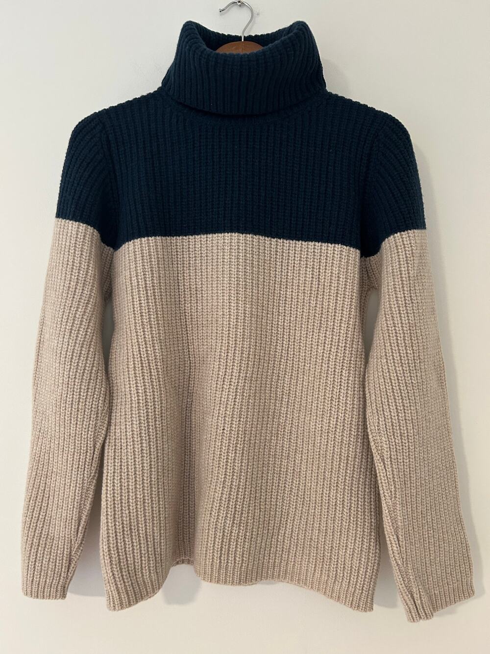 Celtic & Co 100% LAMBSWOOL
Colourblock Turtleneck Sweater Navy Blue Cream Tan S